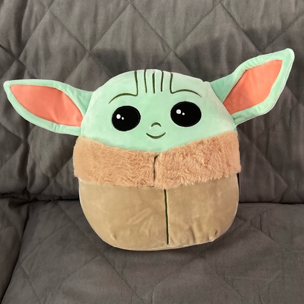 Squishmallow Baby Yoda/ The Mandelorian The Child